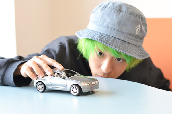 車の維持費とタクシー代の比較