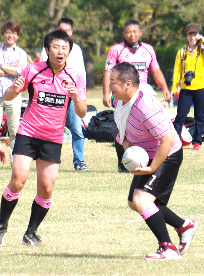 脱臼しているのに試合出る