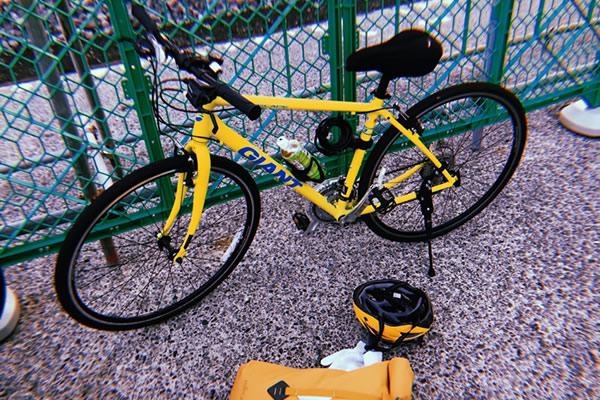 なかじの愛車とチャリグッズ。黄色い