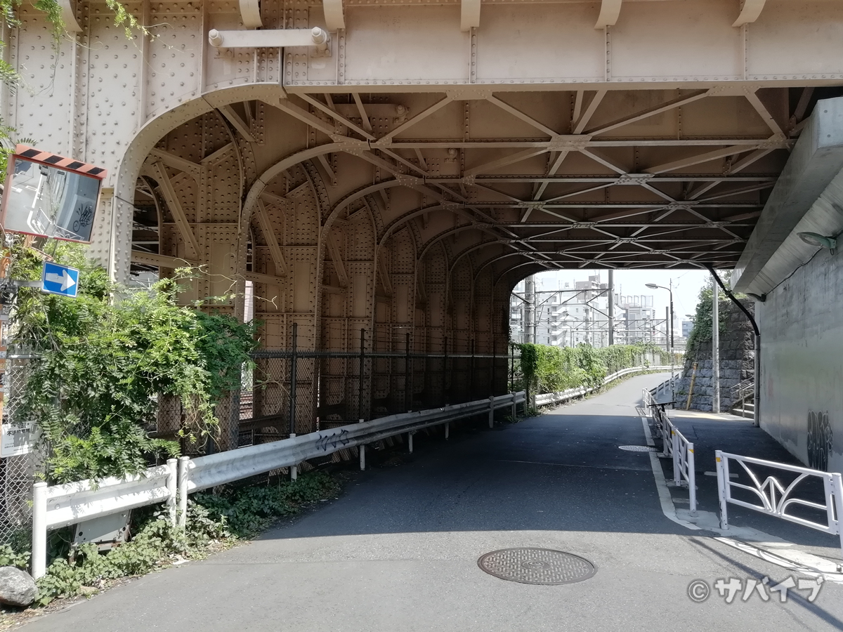 HUAWEI nova lite 2で道路を撮影