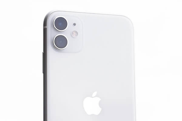 iPhone 11のデュアルカメラ